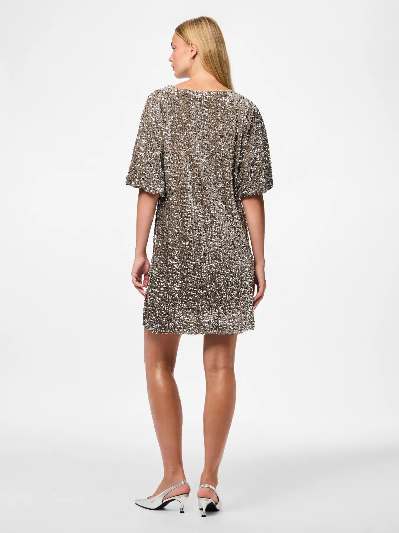 Robe Kam