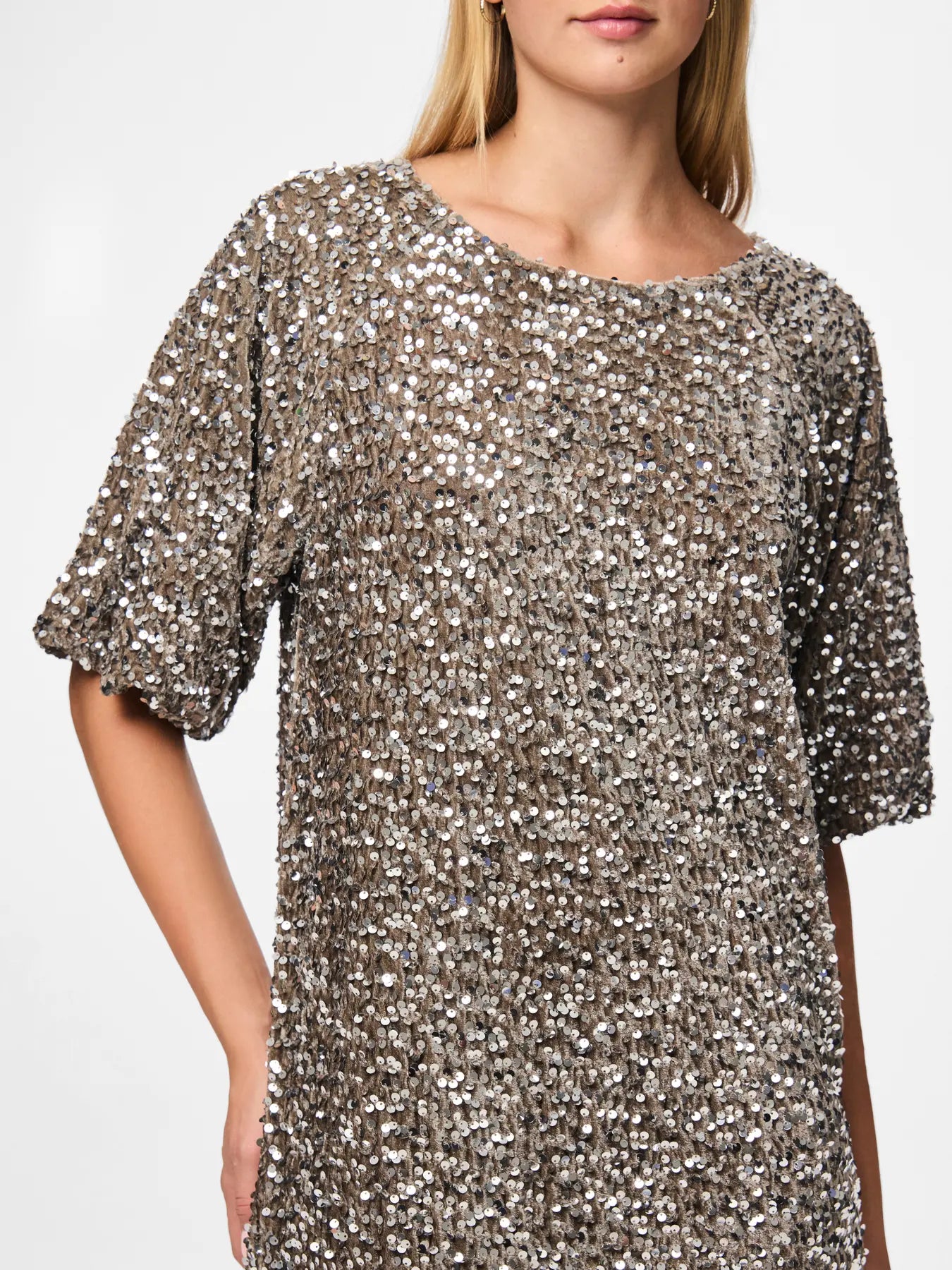 Robe Kam
