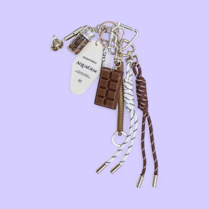 #16 – Mocha Chic