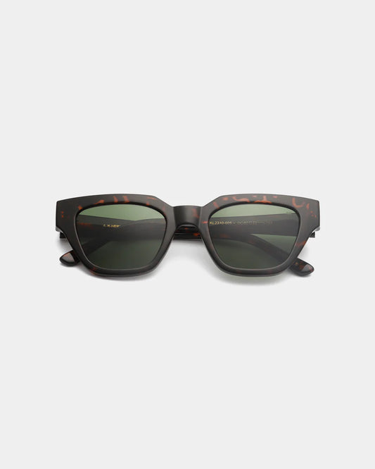 Kaws Demi-tortoise