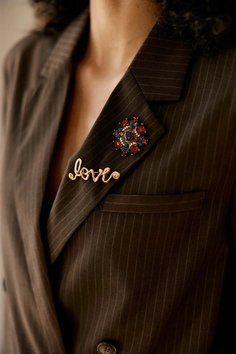 Broche Alby