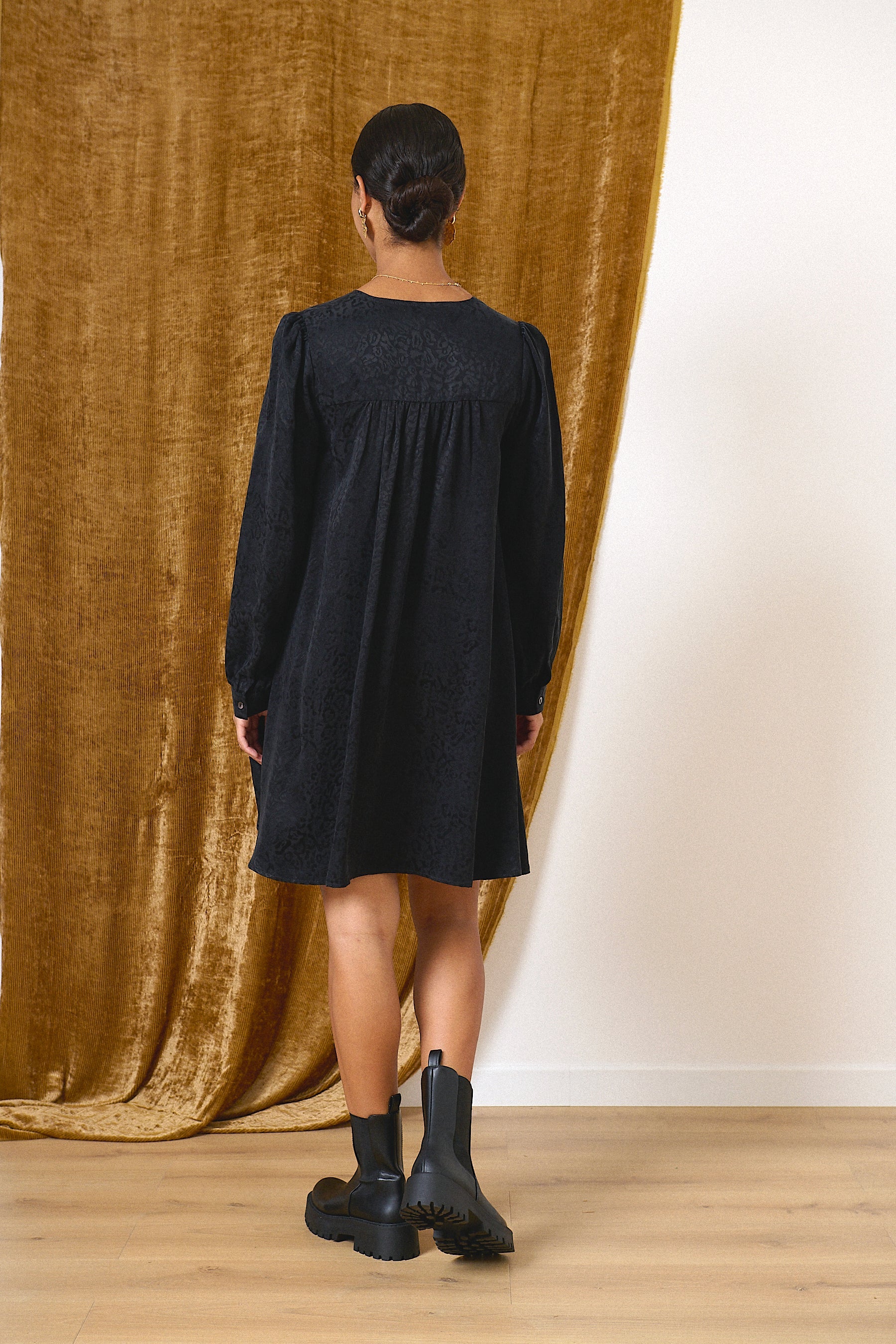 Robe Tacha
